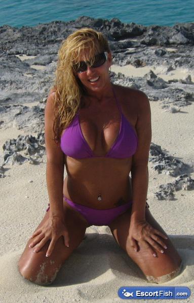 massage laholm fish spa stockholm massage laholm fish spa stockholm